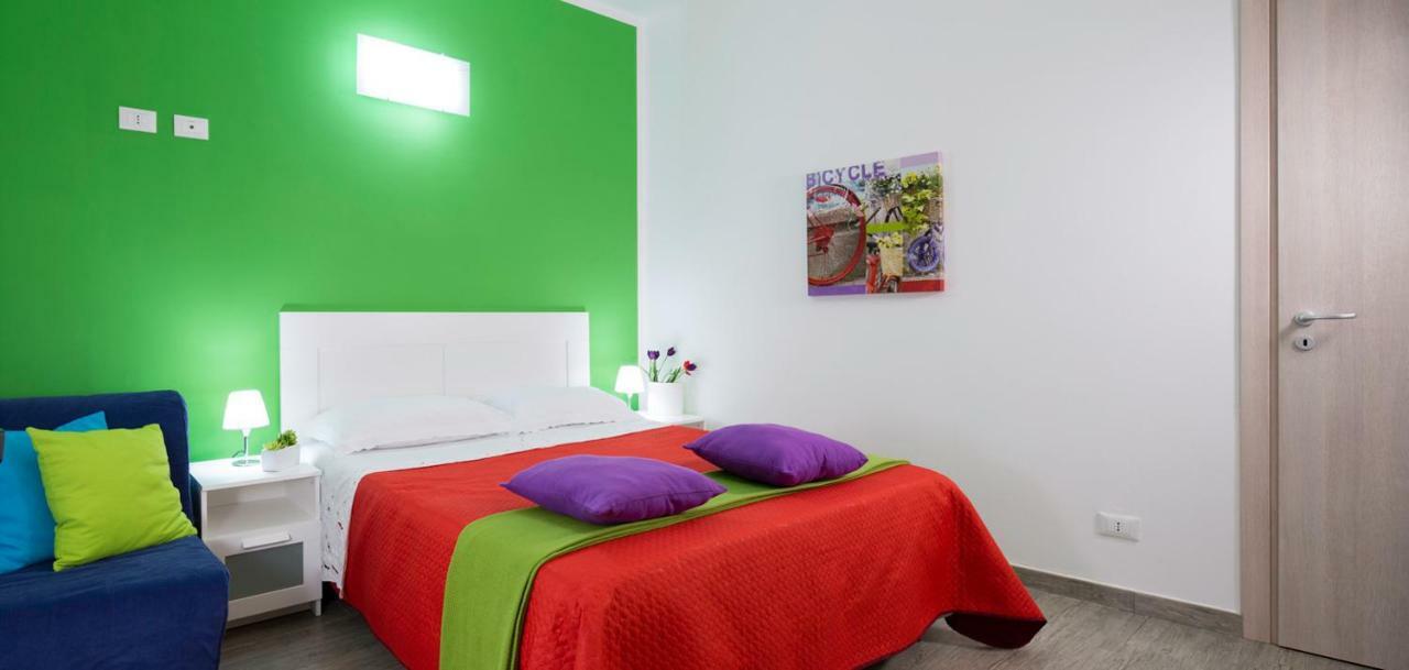 Arricampati Airport Rooms & Bringo Car Rental คารินิ ภายนอก รูปภาพ